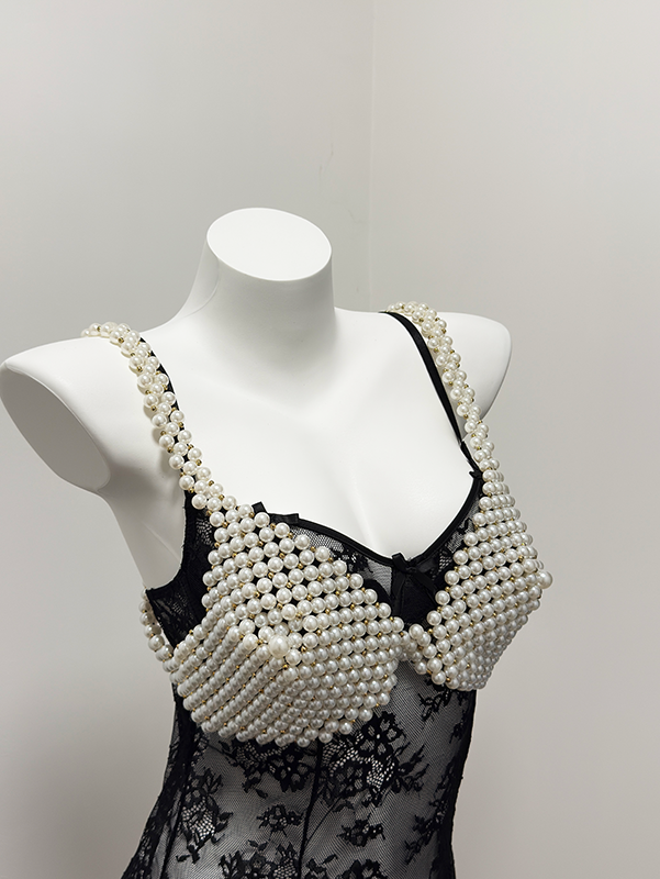 Sexy pearl lingerie with conical pearl bra harness for an elegant and seductive look.